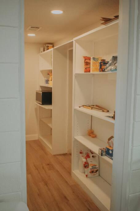 Villa Casa Charleston-3Br-2Bath-Hot Tub-Pet Friendly-No Pet Fees! Albuquerque Esterno foto