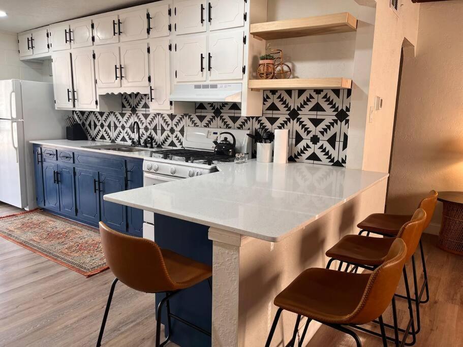 Villa Casa Charleston-3Br-2Bath-Hot Tub-Pet Friendly-No Pet Fees! Albuquerque Esterno foto