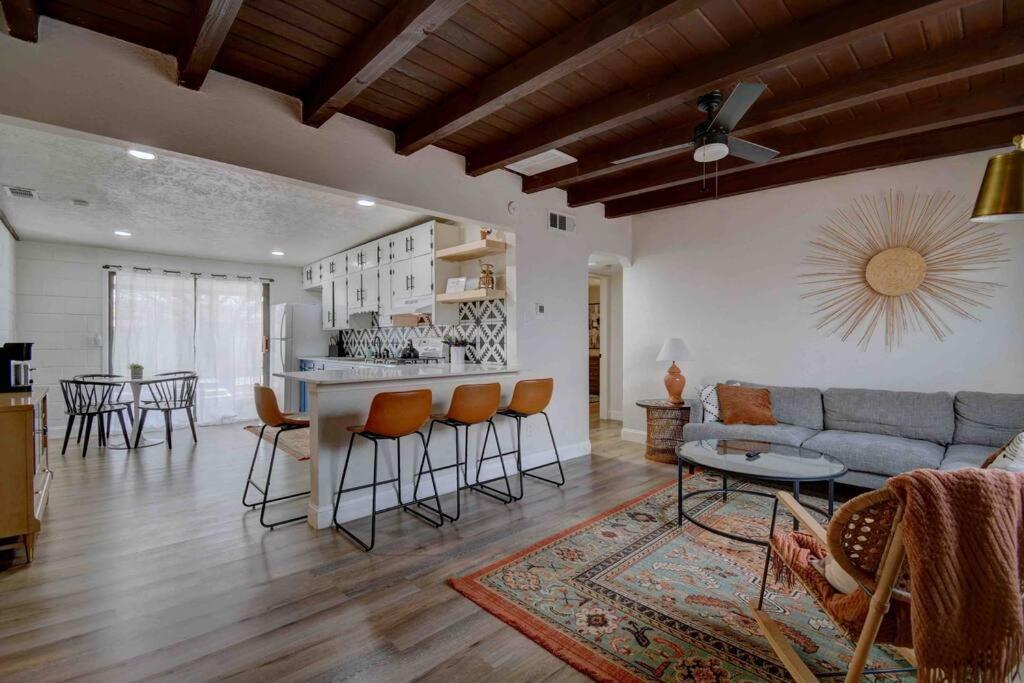 Villa Casa Charleston-3Br-2Bath-Hot Tub-Pet Friendly-No Pet Fees! Albuquerque Esterno foto