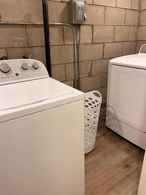 Villa Casa Charleston-3Br-2Bath-Hot Tub-Pet Friendly-No Pet Fees! Albuquerque Esterno foto