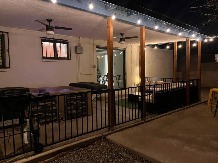 Villa Casa Charleston-3Br-2Bath-Hot Tub-Pet Friendly-No Pet Fees! Albuquerque Esterno foto