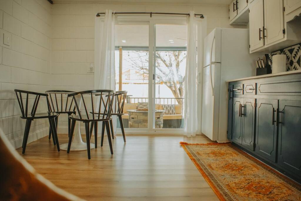 Villa Casa Charleston-3Br-2Bath-Hot Tub-Pet Friendly-No Pet Fees! Albuquerque Esterno foto