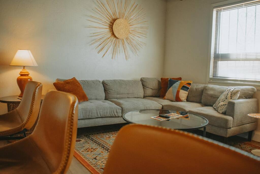 Villa Casa Charleston-3Br-2Bath-Hot Tub-Pet Friendly-No Pet Fees! Albuquerque Esterno foto
