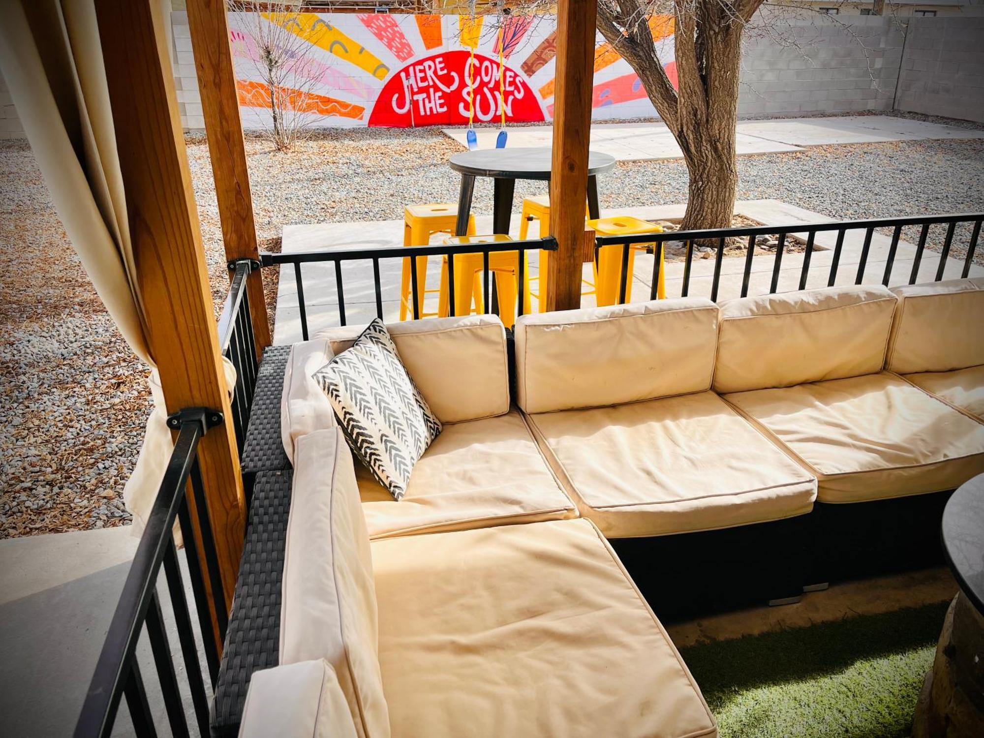 Villa Casa Charleston-3Br-2Bath-Hot Tub-Pet Friendly-No Pet Fees! Albuquerque Esterno foto